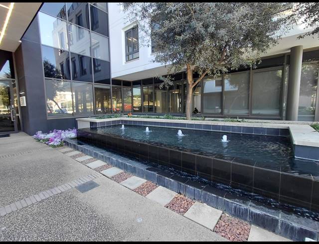 473M² OFFICE TO LET IN MAGALIESSIG